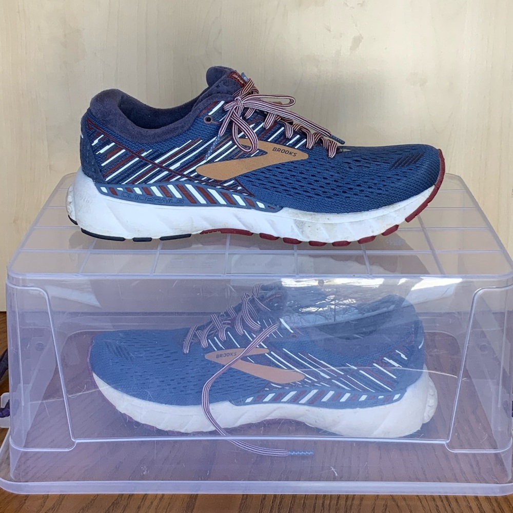 Brooks Men’s Navy and White Athletic Shoes